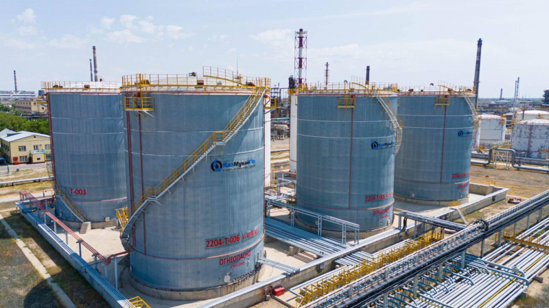 Мировые цены на нефть пошли вниз на фоне ожиданий ОПЕК+